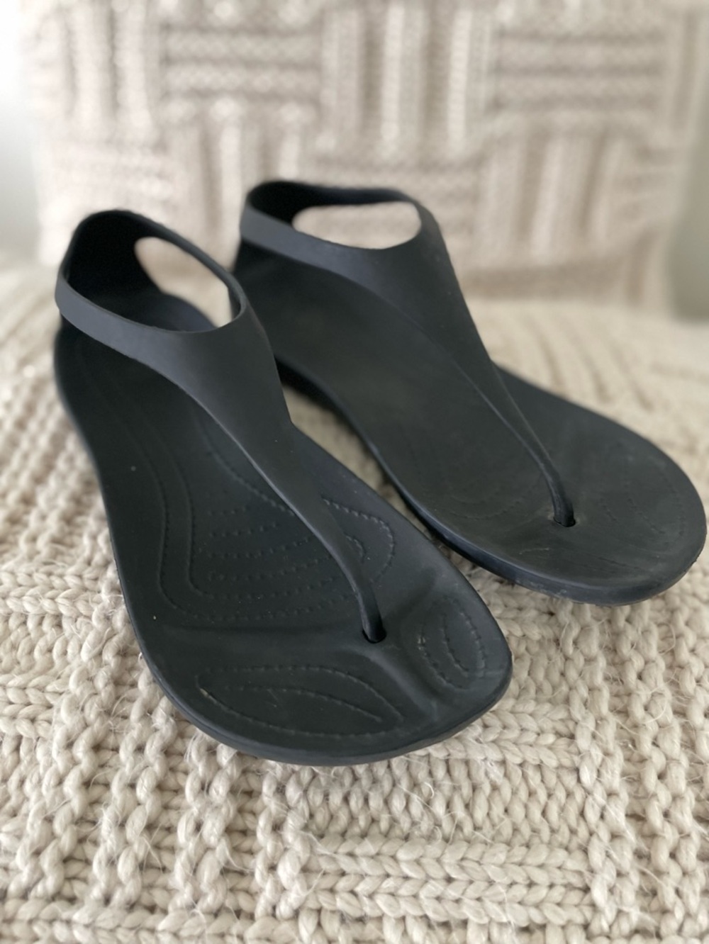 CROCS Sexi Serena Size 8 Black Sandals Flip Flop Slingback - Picture 3 of 6